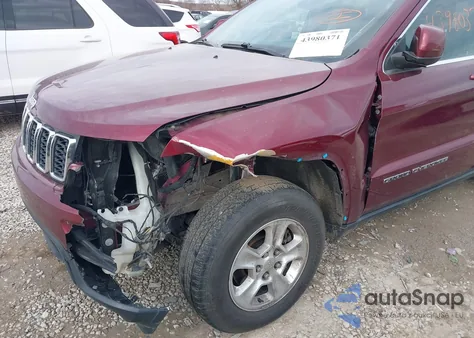 2017 Jeep Grand Cherokee Laredo 4X4 z USA, uszkodzony, nr VIN 1C4RJFAG4HC667425